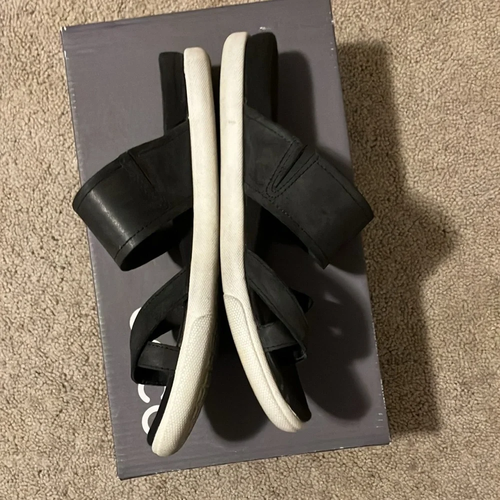 ECCO Damara Sandal - Picture 6 of 10